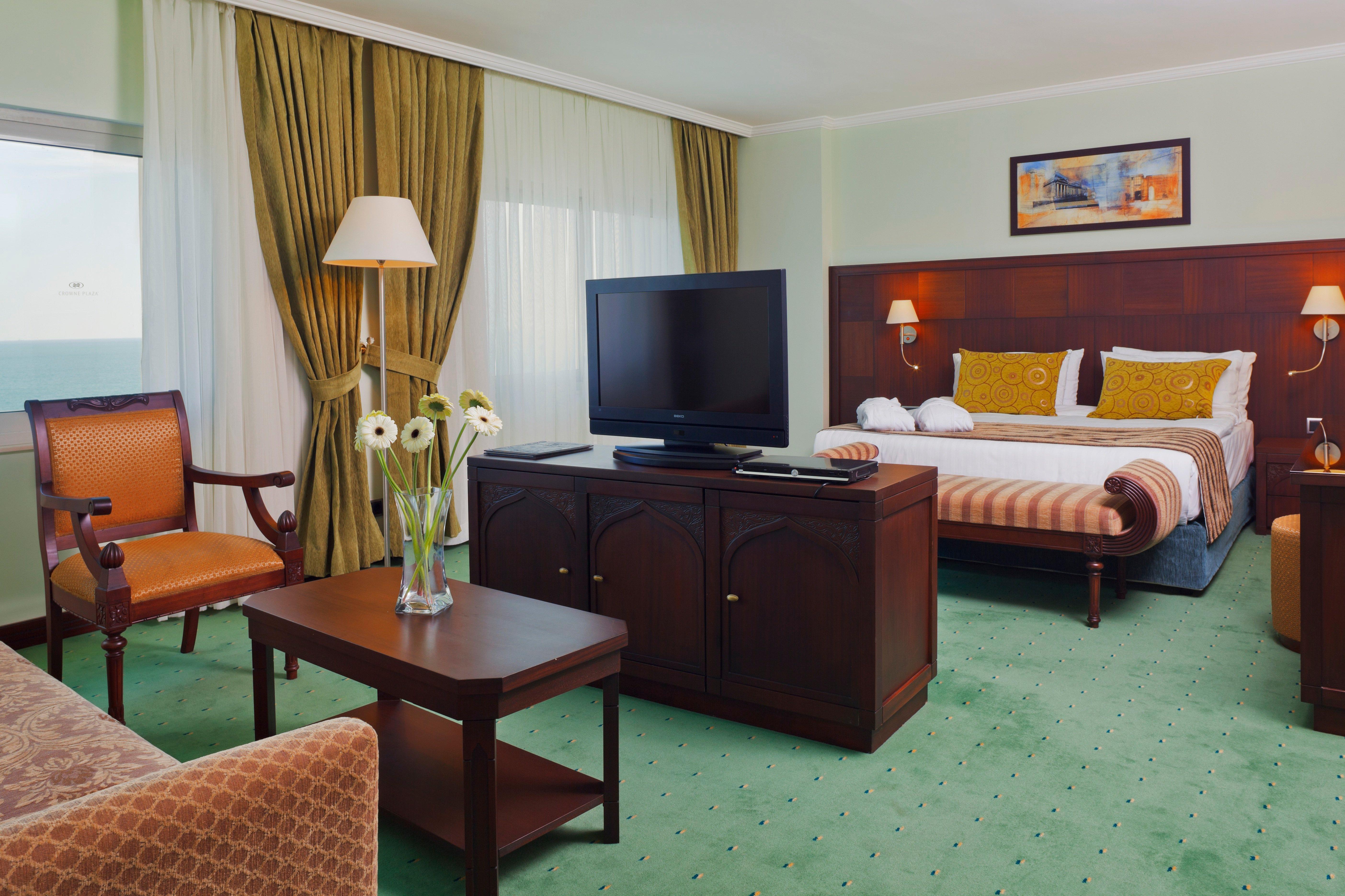 Hotel Crowne Plaza Antalya By Ihg Zewnętrze zdjęcie A room at the hotel