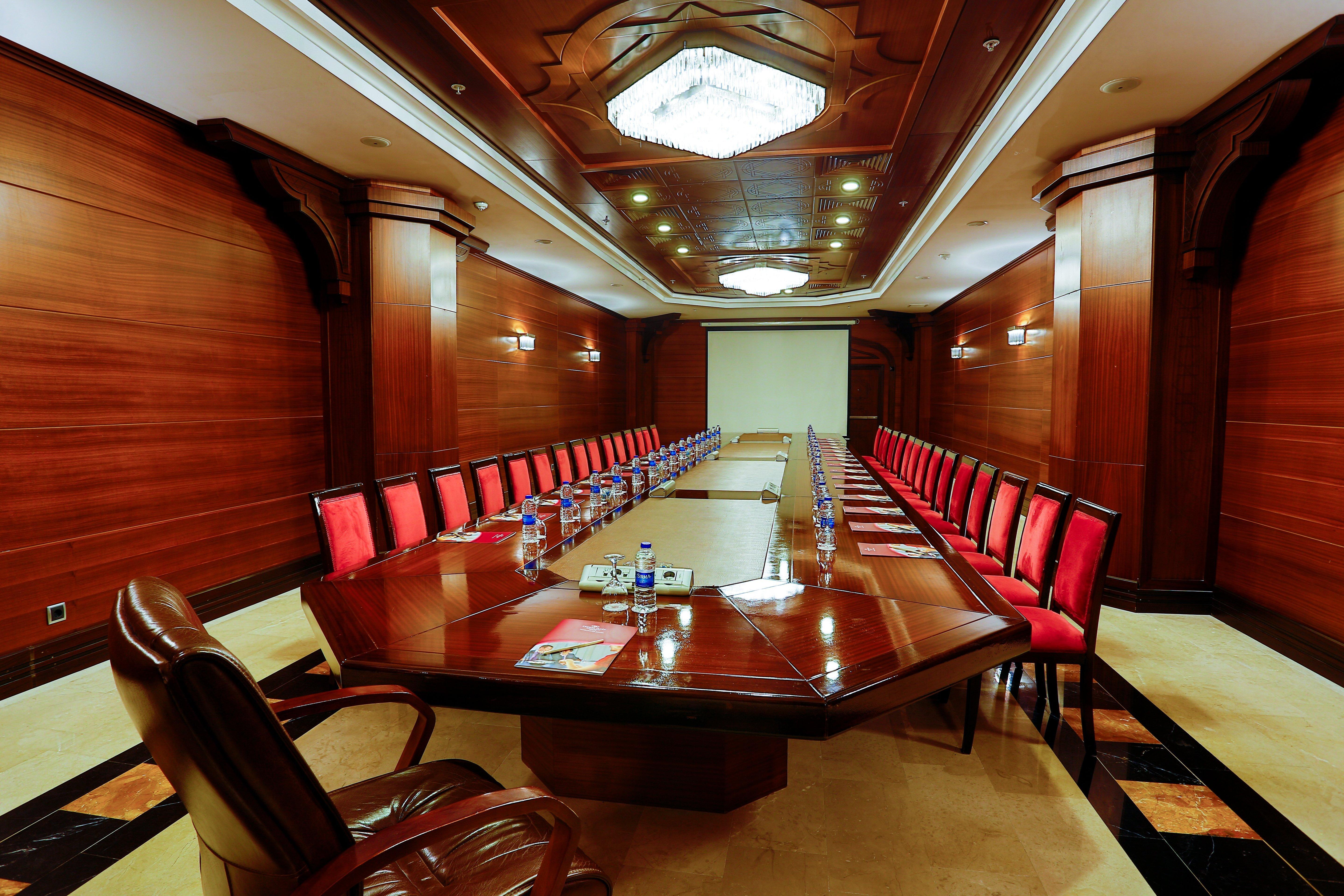 Hotel Crowne Plaza Antalya By Ihg Zewnętrze zdjęcie The meeting room of the Government of the Republic of Dagestan