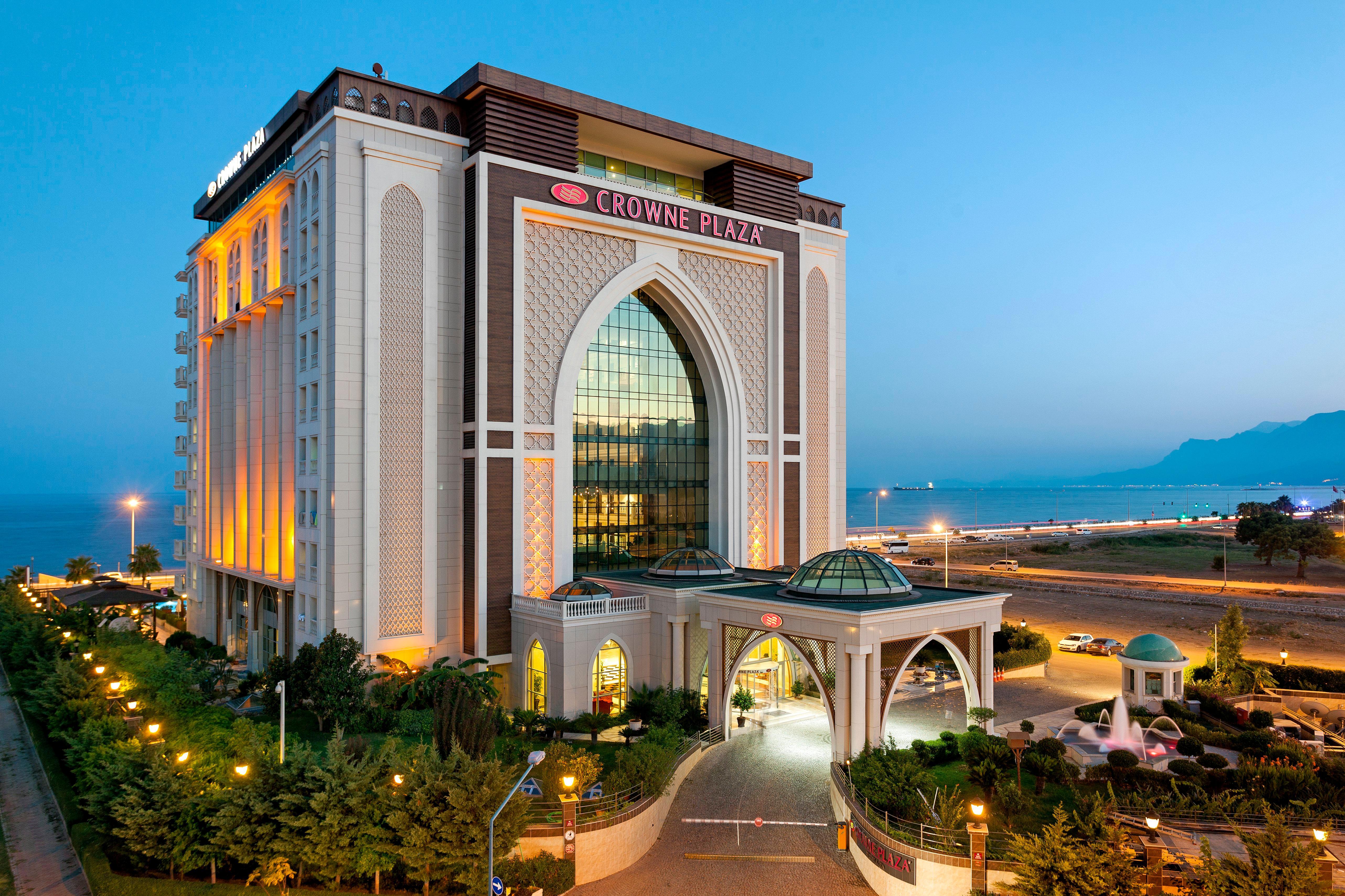Hotel Crowne Plaza Antalya By Ihg Zewnętrze zdjęcie Crown Plaza Hotel